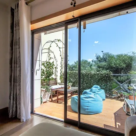 Apartment Luxury With Swimming Pool