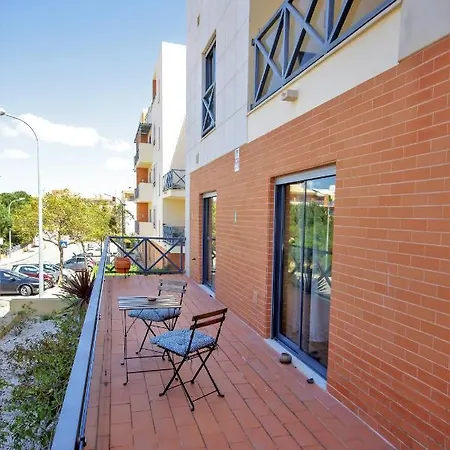 Luxury With Swimming Pool Apartment *